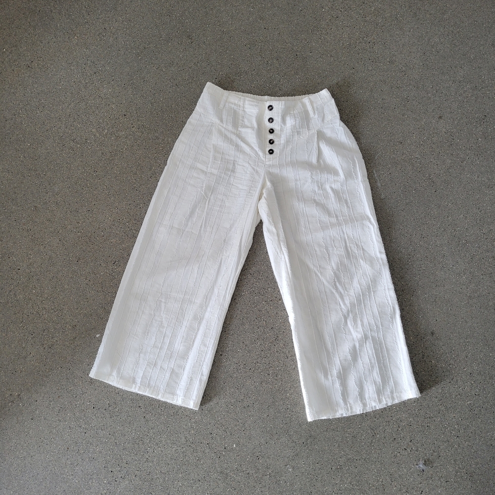 🍒White Cropped Cotton Pants - Picture 2 of 8